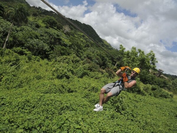 Aventura en Zipline en El Valle - Image 6