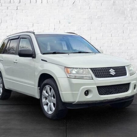SUV Suzuki Grand Vitara